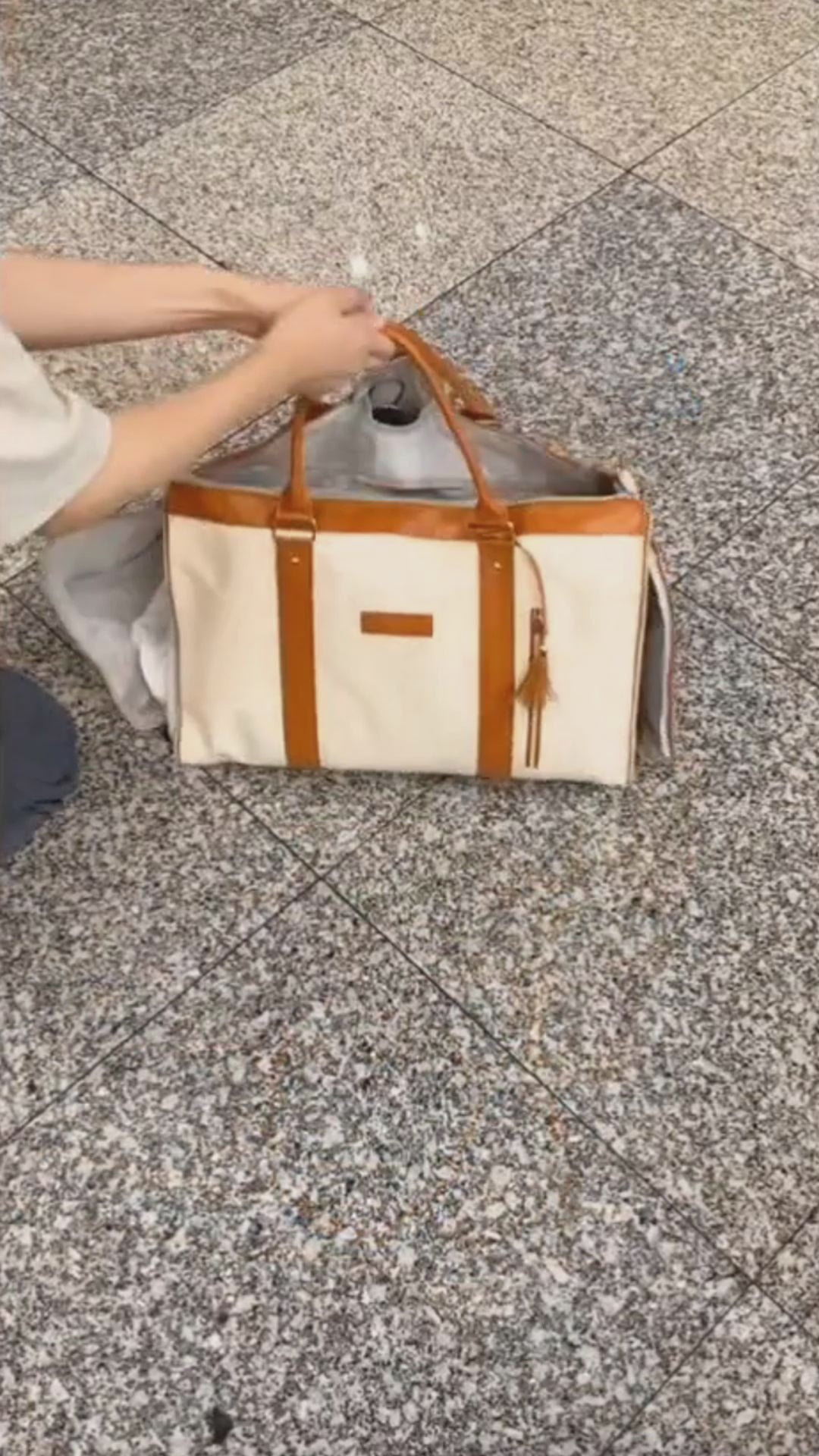 Large Capacity Waterproof Travel Duffle Bag video